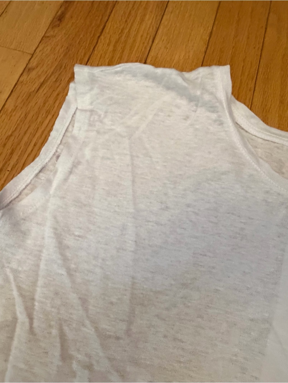 Tahari White Sleeveless Boxy Tank - Picture 2 of 6